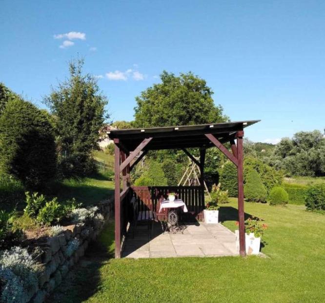 Guest House Kuks Exterior photo