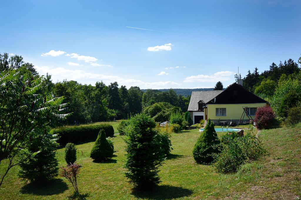 Guest House Kuks Exterior photo